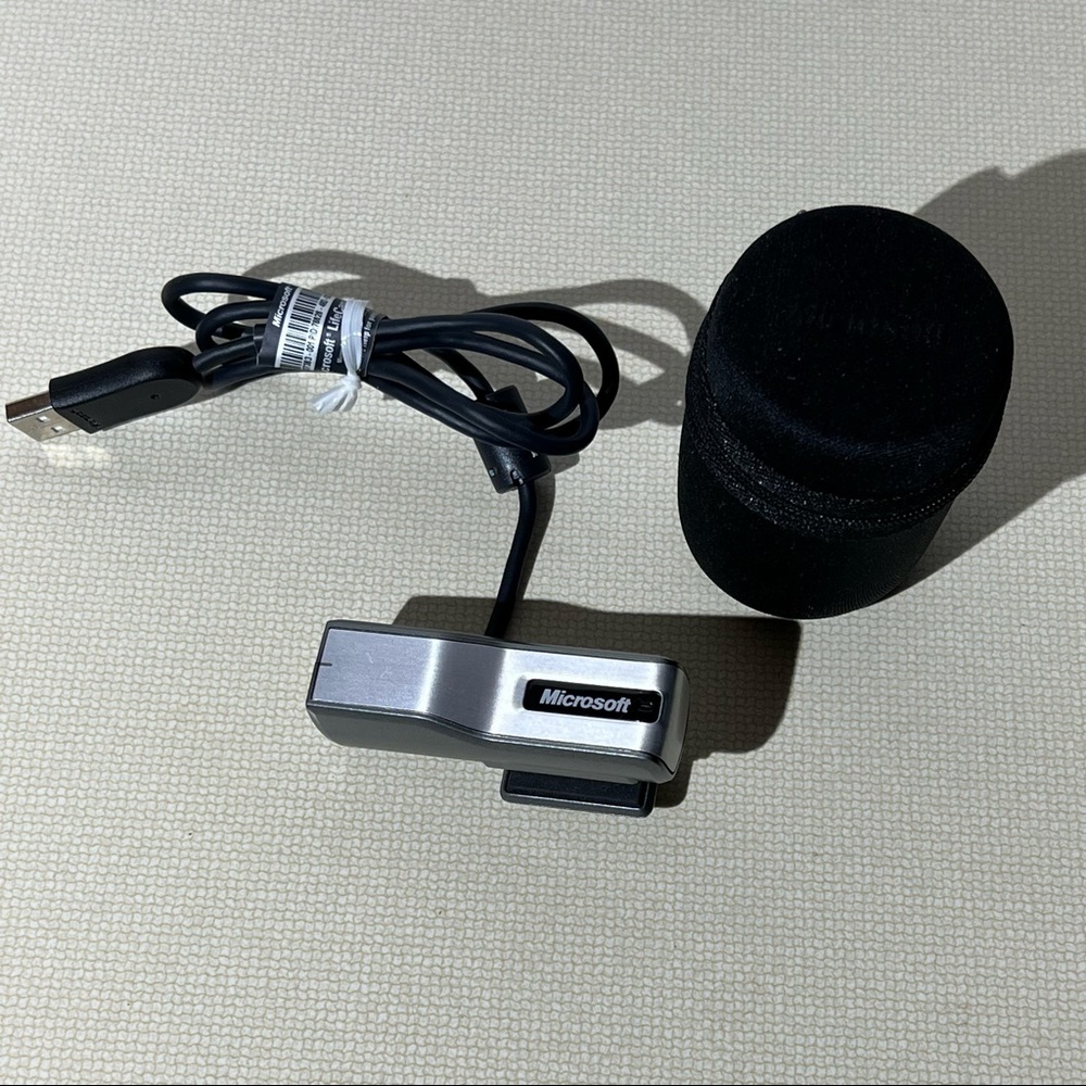 Microsoft LifeCam NX-6000 Web Cam With Case